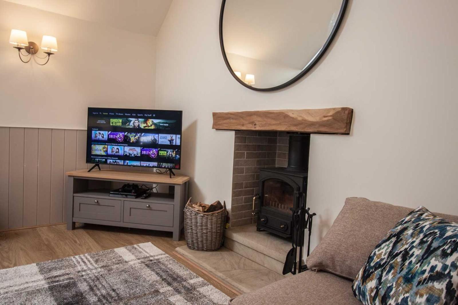 High Oaks Grange - Cottages Pickering Room photo